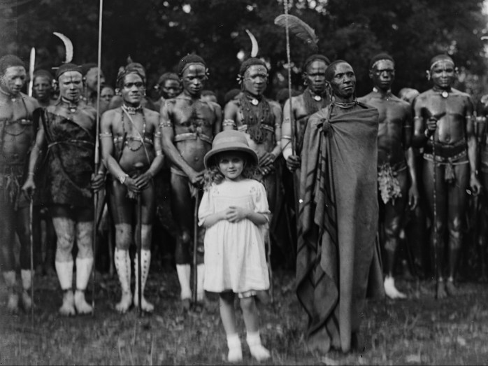 alice_sheldon_aka_james_tiptree_jr._with_kikuyu_people.jpg